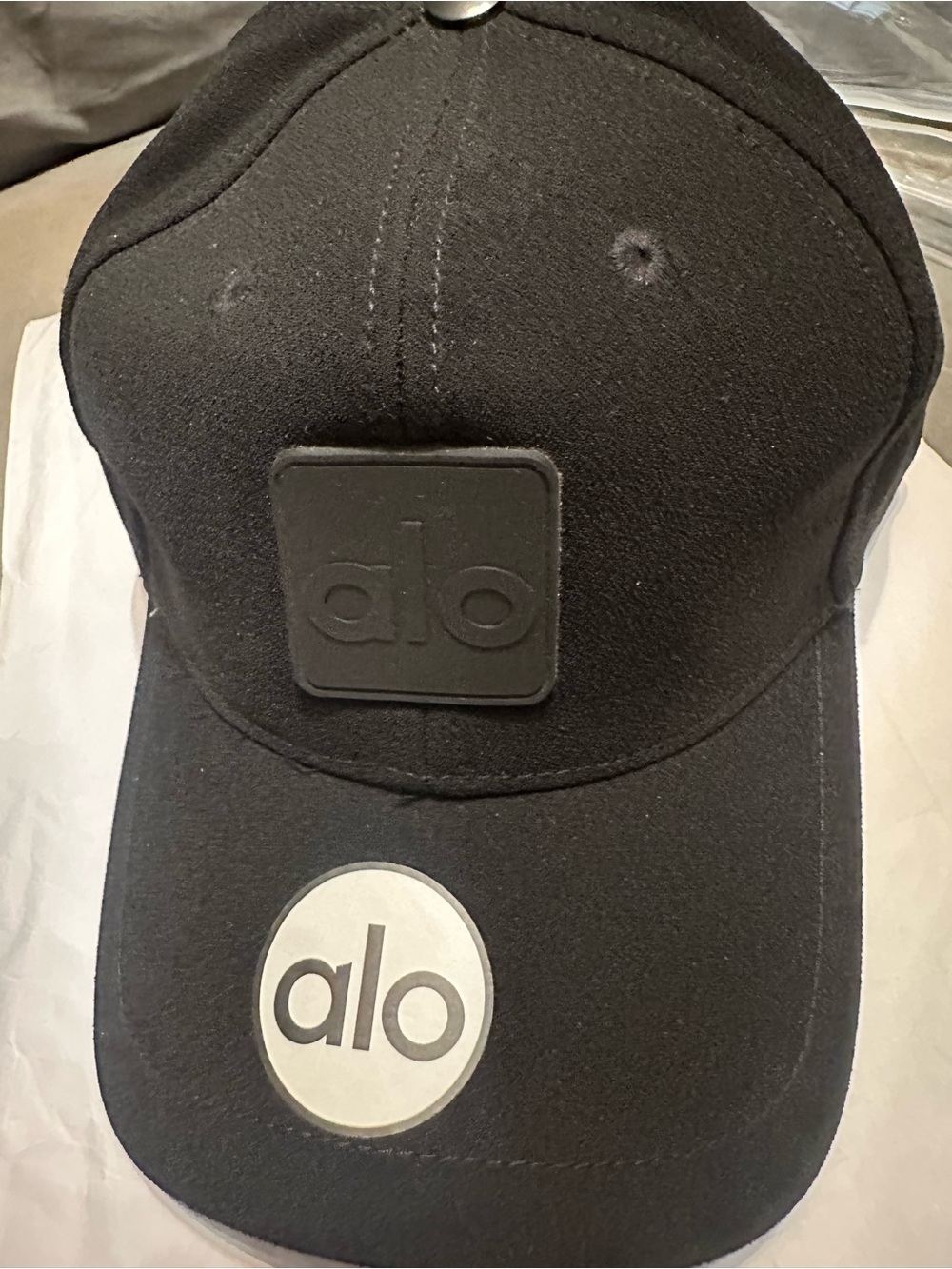 ALO Yoga Men's Black Logo Baseball Cap